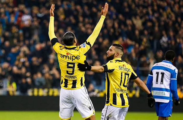 山东男篮训练开放日，清晨远射贴柱引欢呼，荷甲在即，身体对抗强度拉满的简单介绍